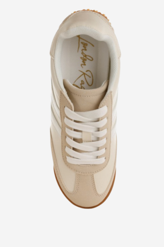 The Peak Athletic Sneakers